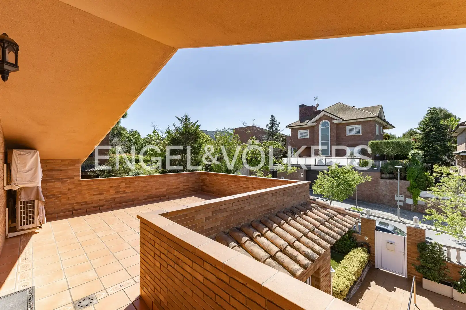 Terraza de Casa o chalet en venta en Molins de Rei con Aire acondicionado, Calefacción y Jardín privado