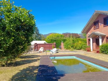 Detached house with balcony for sale in Barrio el Puente 1