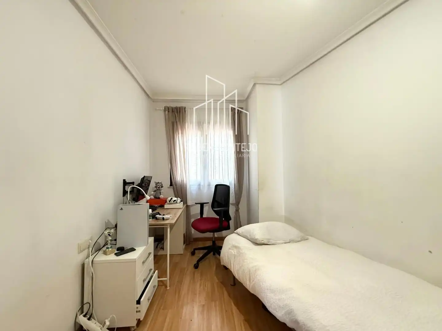 Habitación de Piso en venta en Castellanos de Moriscos con Calefacción, Horno y Lavadora