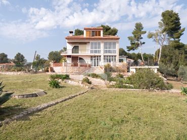 Casa con balcone in vendita a Urbanitzacions de Llevant