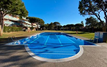 Swimming pool of Flat for sale in Gavà  with Air Conditioner, Heating and Terrace