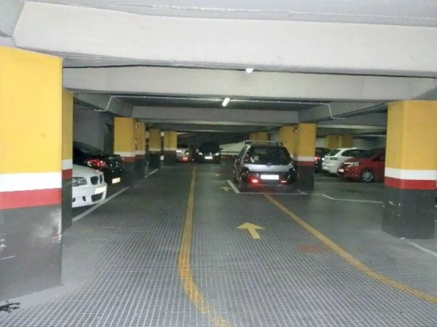 Parkplatz zur Miete in Barcelona - Plaza Urquinaona, imagen 4