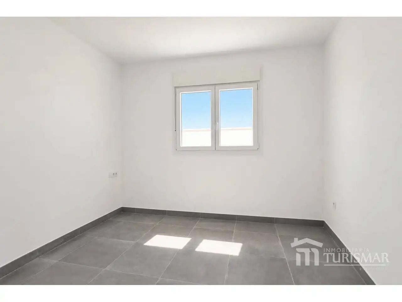 Detached house with pool for sale in Calle Luís Góngora 1, imagen 6