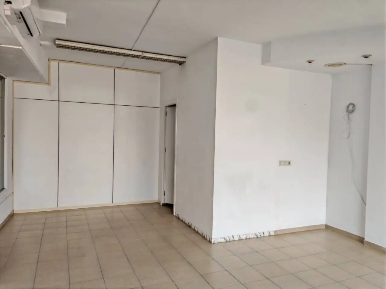 Local de alquiler en Palafrugell con Aire acondicionado
