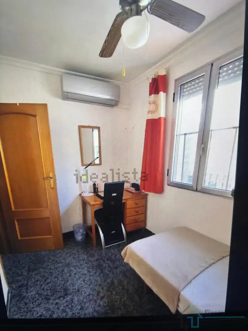 Bedroom of Houses for sale in Castellón de la Plana / Castelló de la Plana  with Air Conditioner, Terrace and Furnished