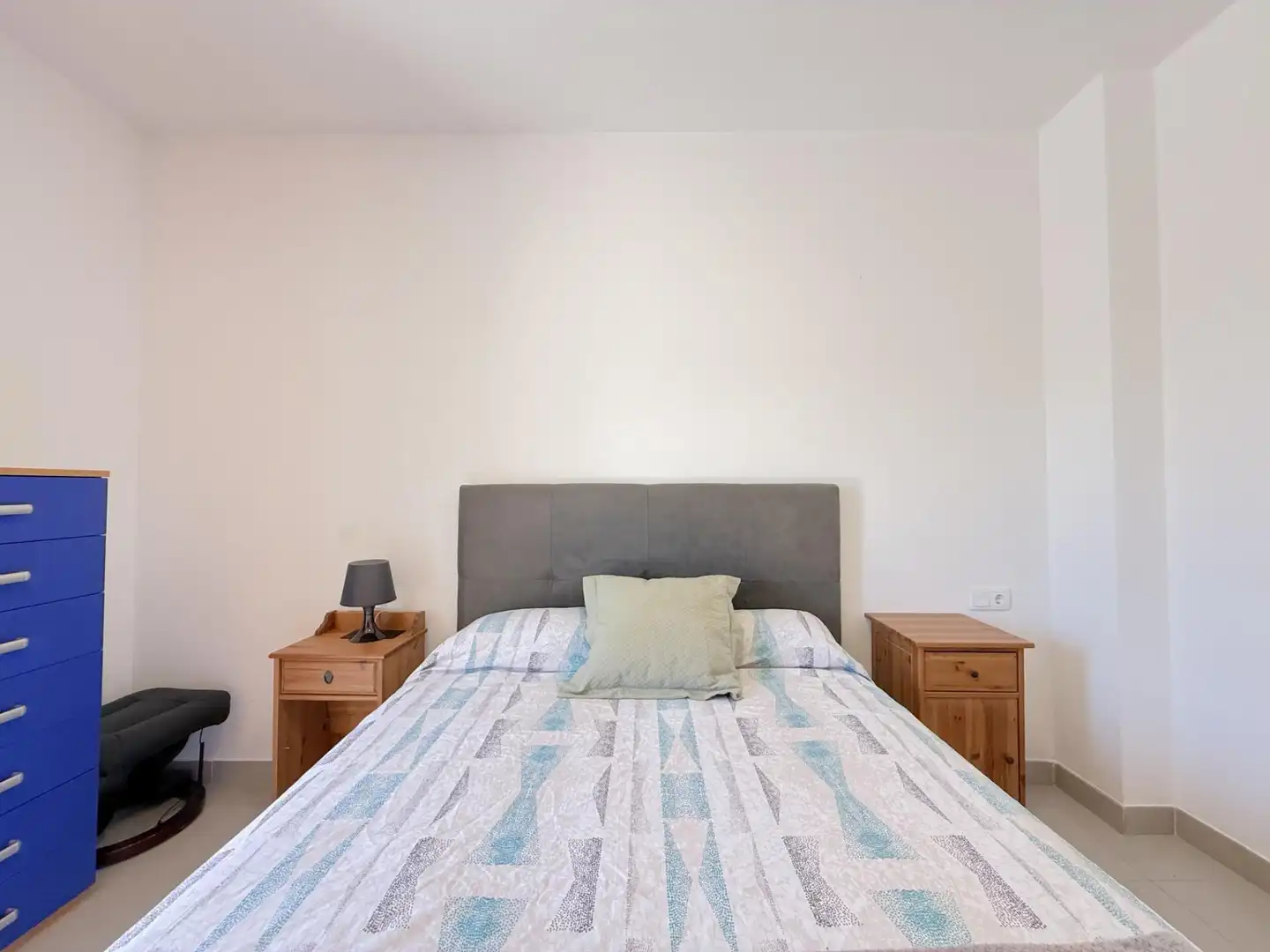Schlafzimmer von Erdgeschoss zum Verkauf in Gandia mit Terrasse und Balkon