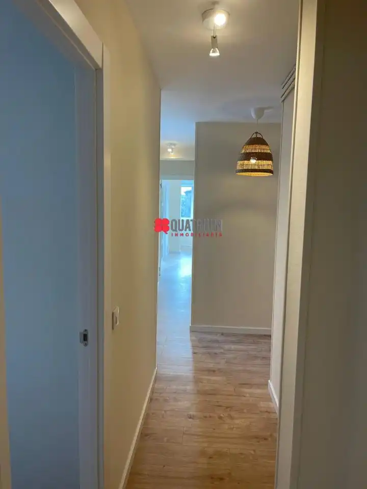 Flat for rent in Avenida de Salamanca, Campus Norte - San Caetano