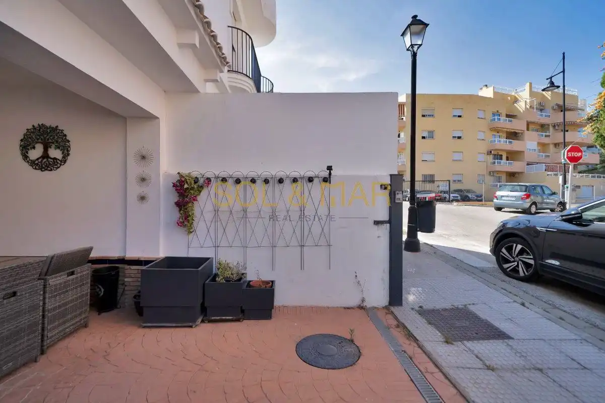 Adossat amb piscina en venda a Eugenia de Montijo, imagen 61