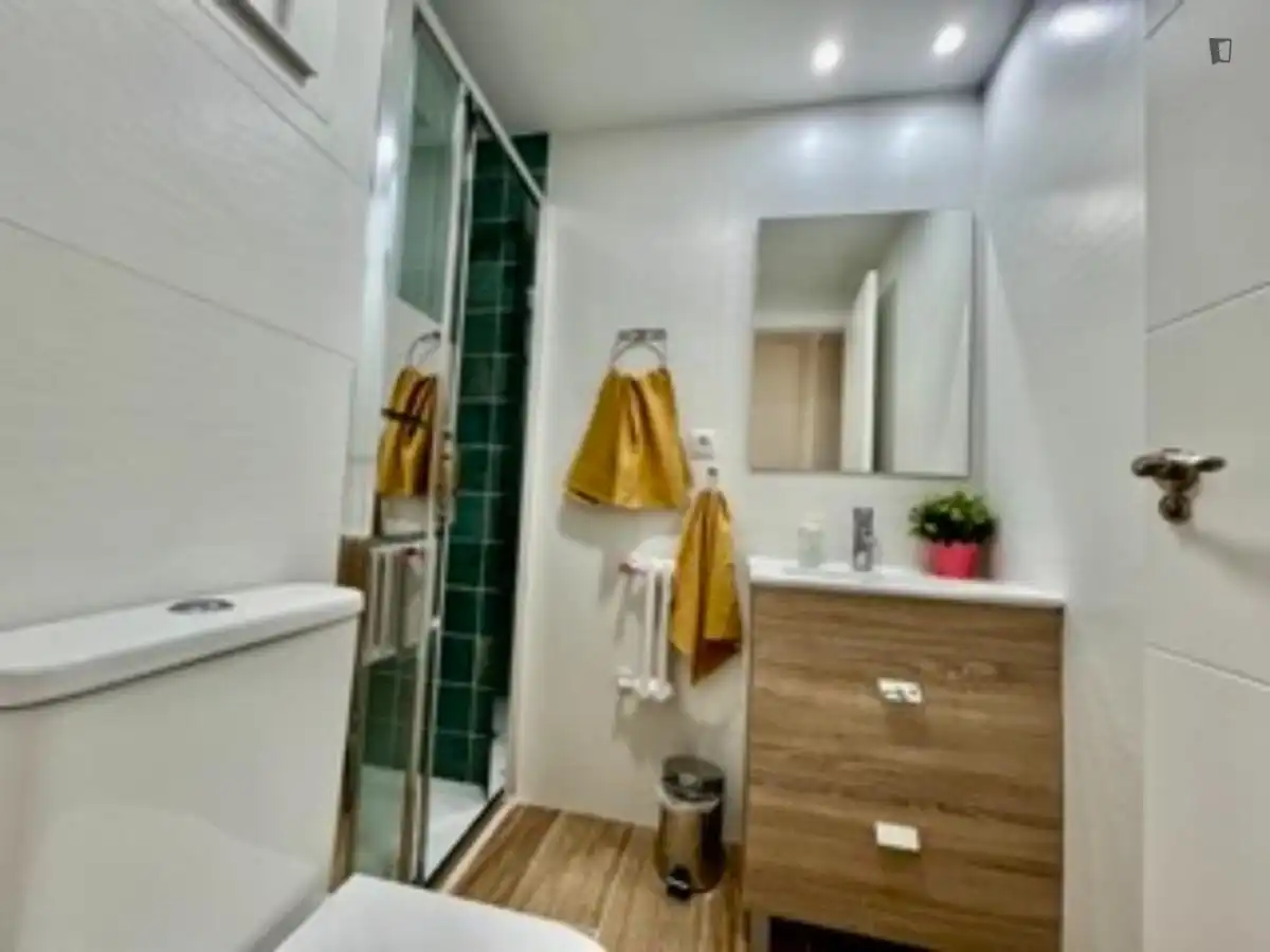 Habitación en Barrio del Ave