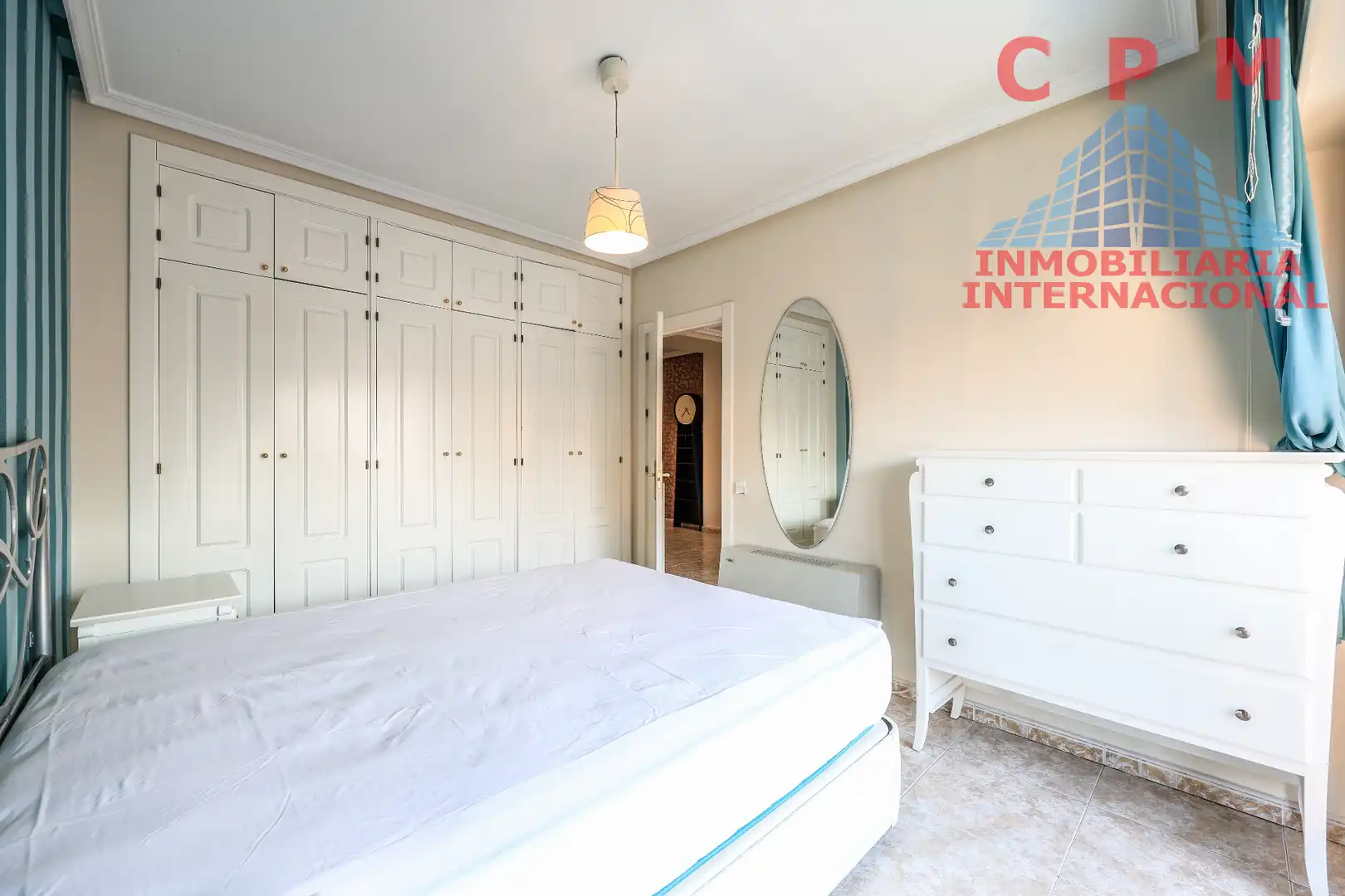 Schlafzimmer von Wohnung zur Miete in Madrid mit Klimaanlage, Heizung und Parkett