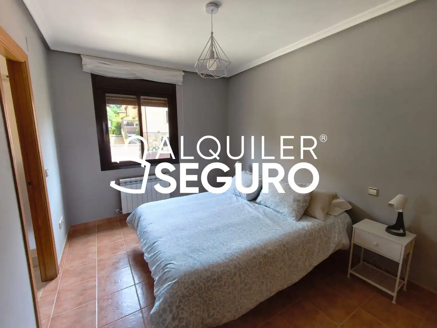 Habitación de Casa o chalet de alquiler en La Adrada  con Calefacción y Trastero