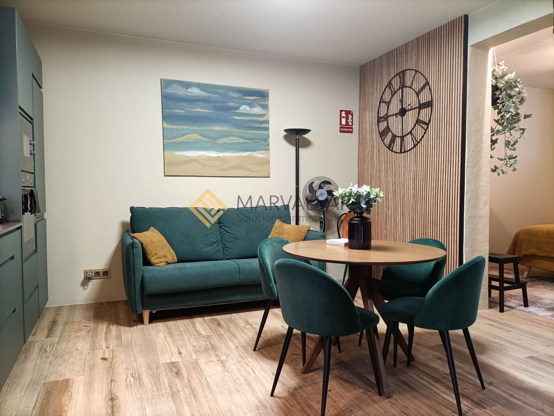 Sala d'estar de Pis en venda en Santander amb Calefacció i Moblat