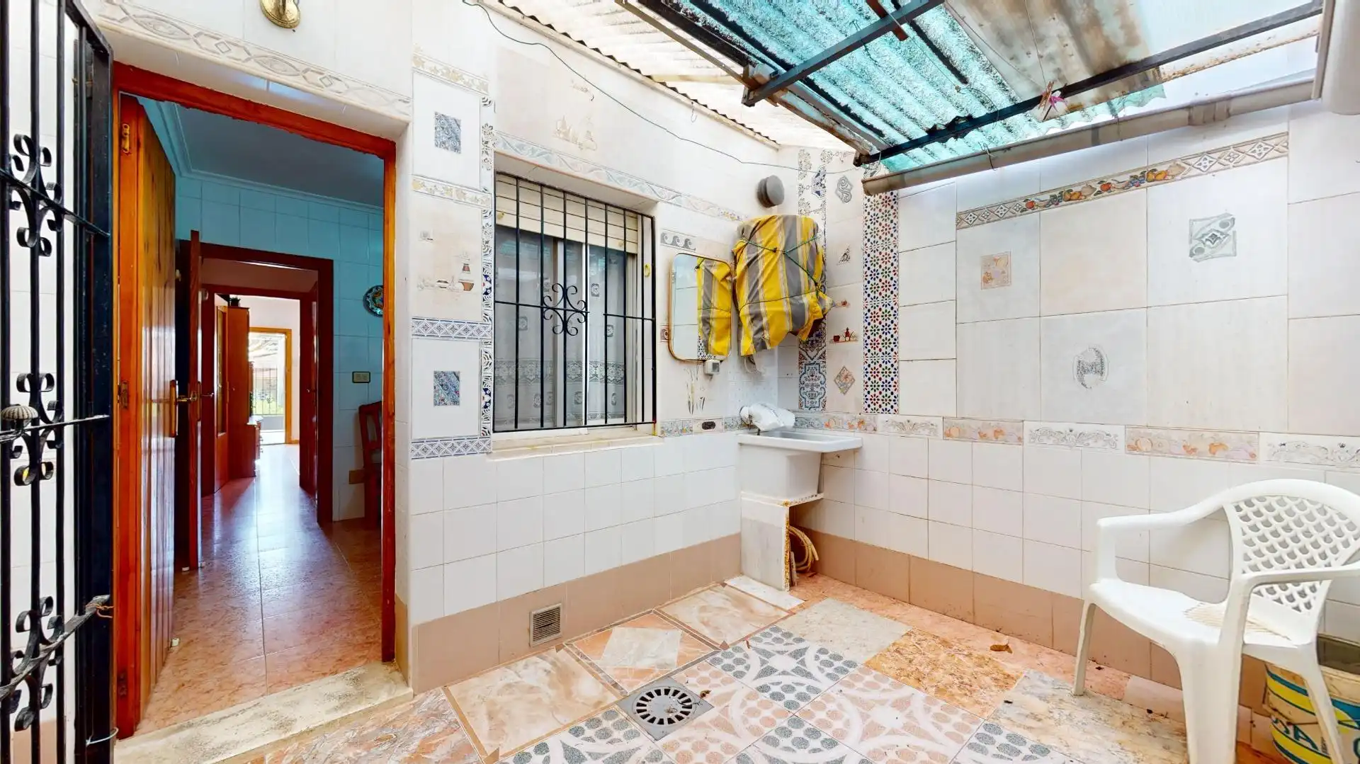 Baño de Casa adosada en venta en San Pedro del Pinatar con Jardín privado, Terraza y Amueblado