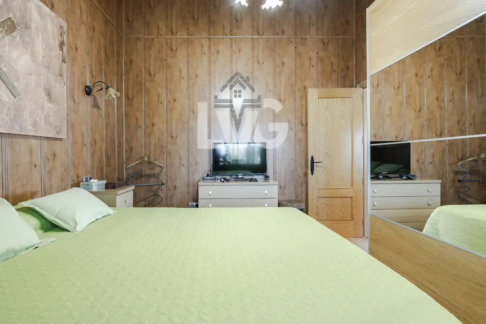 Schlafzimmer von Haus oder Chalet zum Verkauf in Valdetorres de Jarama mit Klimaanlage, Heizung und Privatgarten