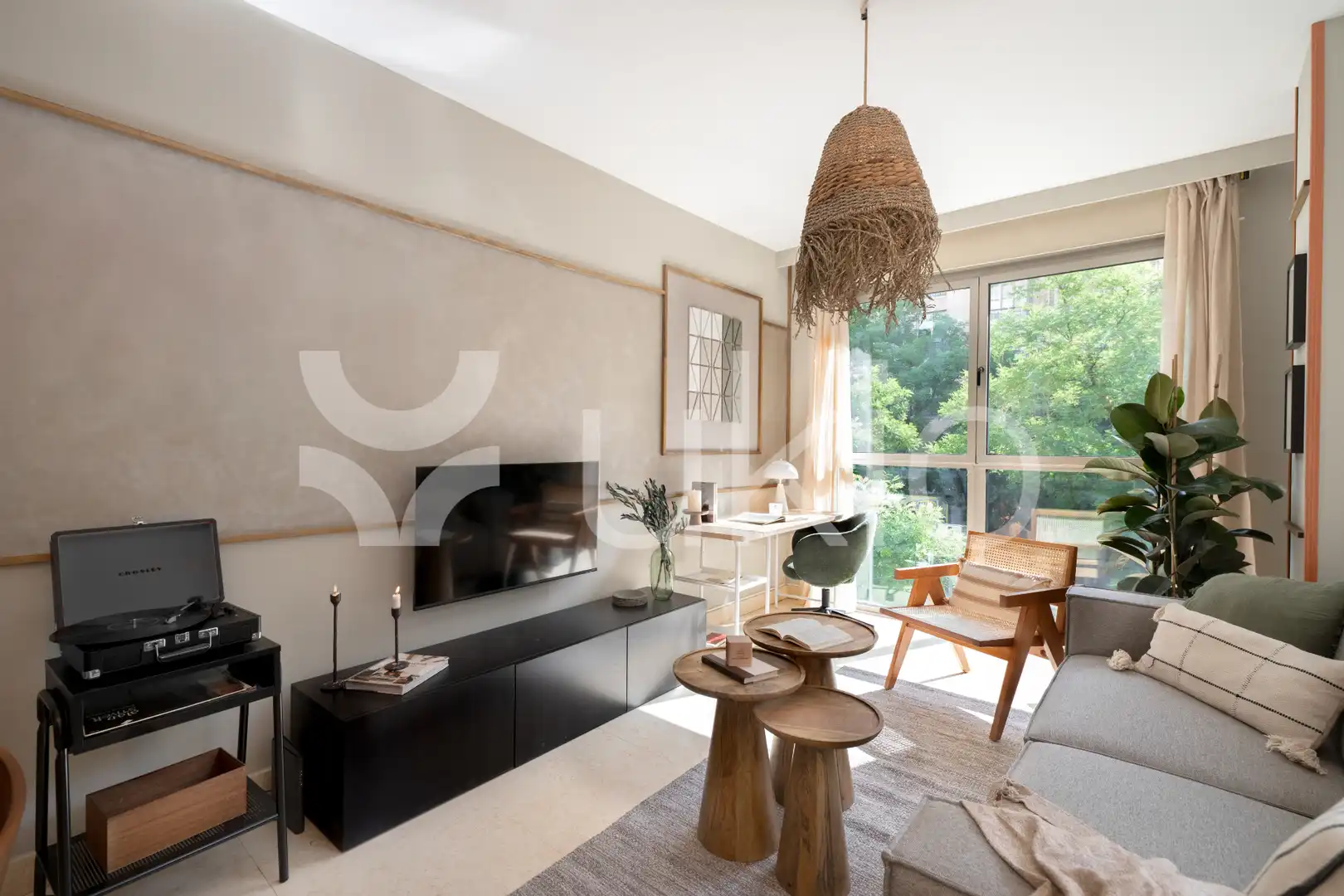 Sala d'estar de Apartament de lloguer en Madrid amb Aire condicionat, Calefacció i Moblat