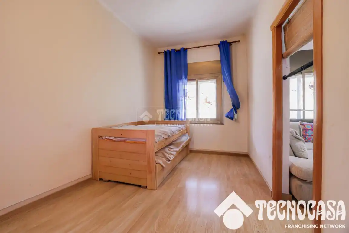 Schlafzimmer von Wohnung zum Verkauf in Barcelona mit Parkett