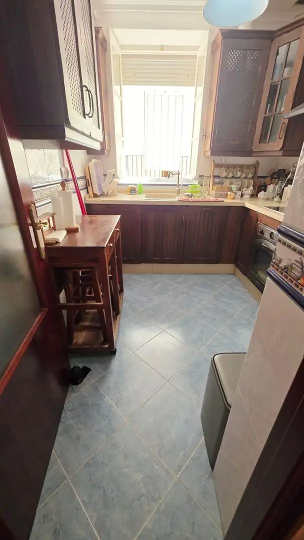 Cocina de Piso en venta en Cádiz con Balcón