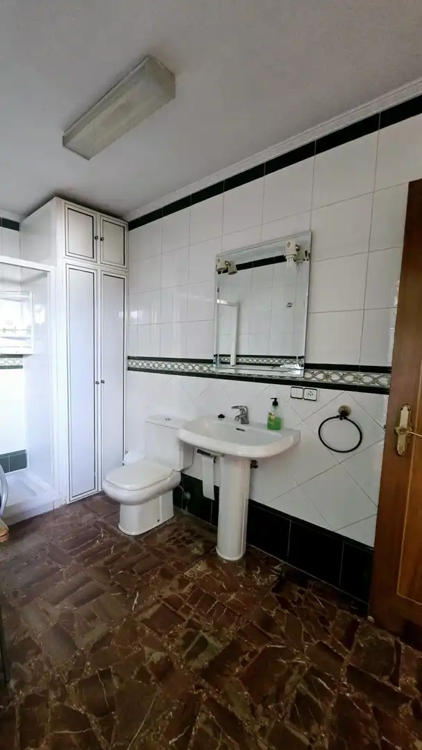 Baño de Casa o chalet en venta en Alcalá de Guadaira con Aire acondicionado