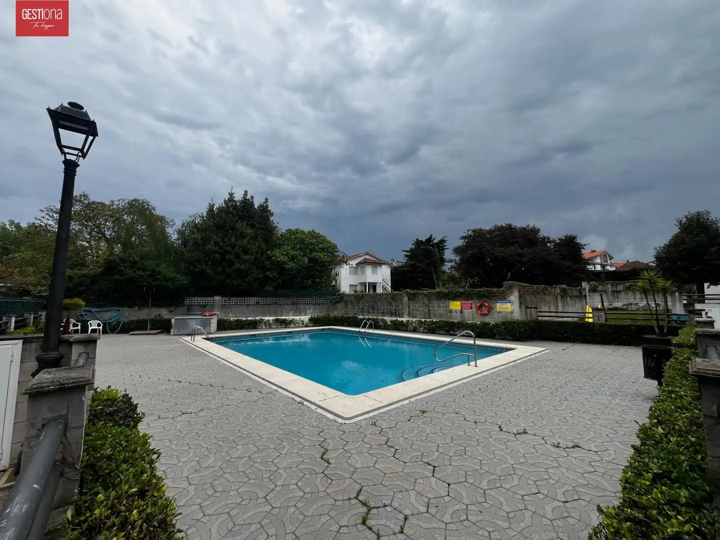 Piscina de Apartamento en venta en Noja con Calefacción, Terraza y Amueblado