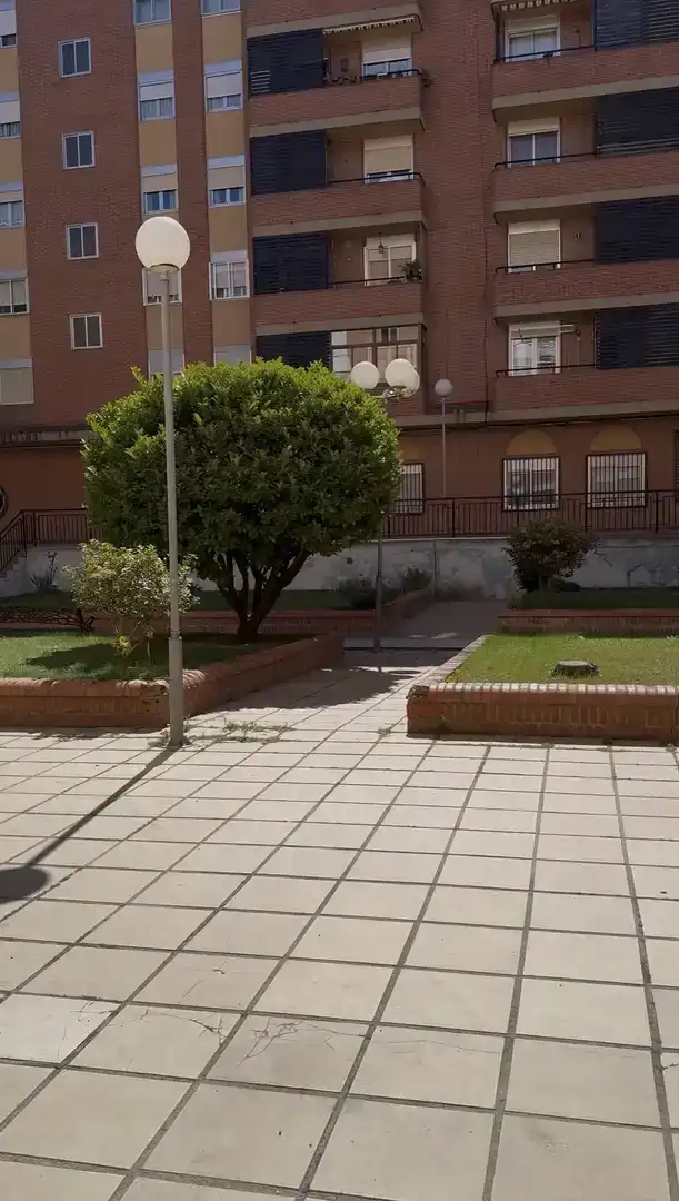 Vista exterior de Pis en venda en Salamanca Capital amb Balcó