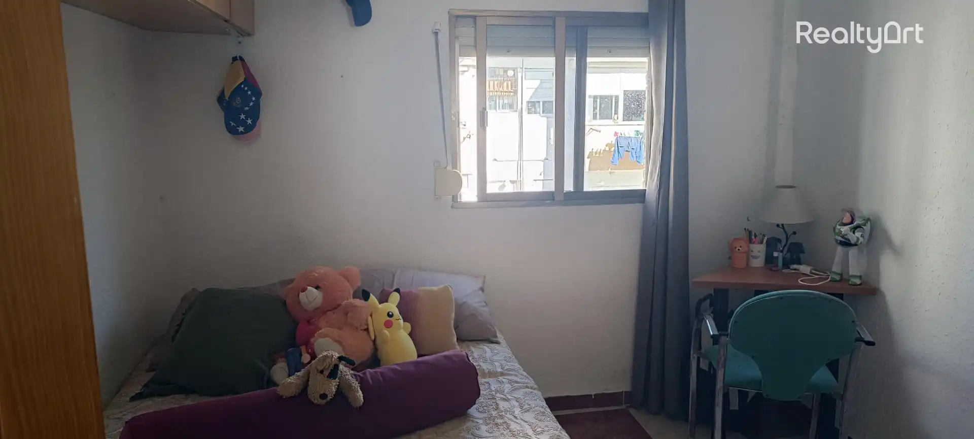 Bedroom of Flat for sale in Sevilla  with Air Conditioner, Terrace and Furnished