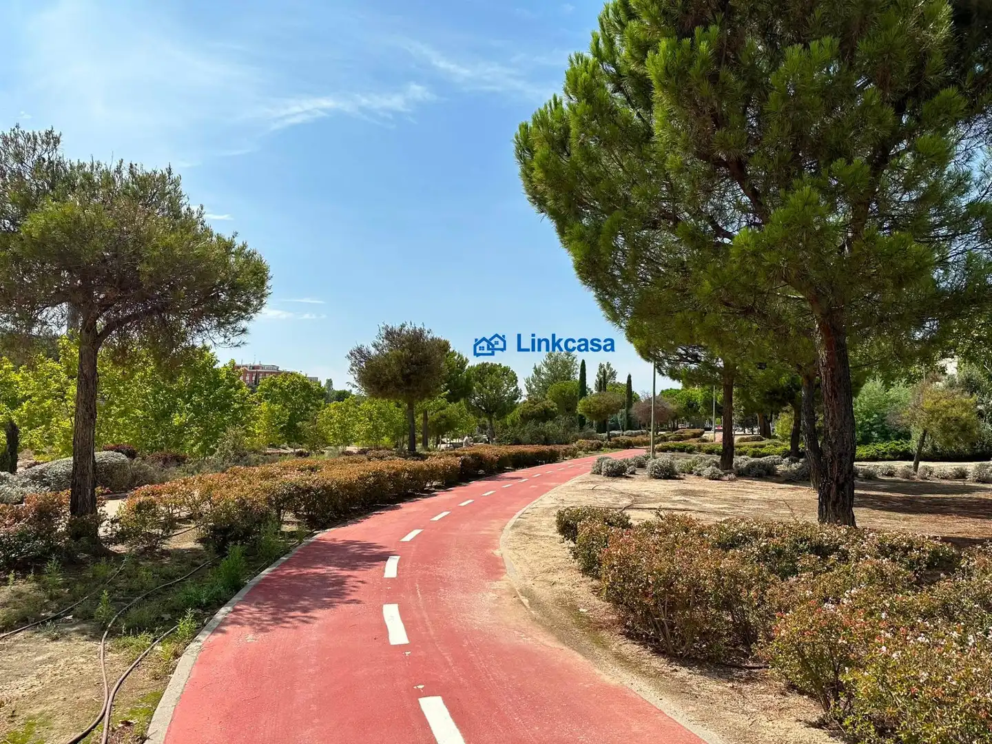 Vista exterior de Pis de lloguer en Pozuelo de Alarcón amb Aire condicionat, Calefacció i Jardí privat
