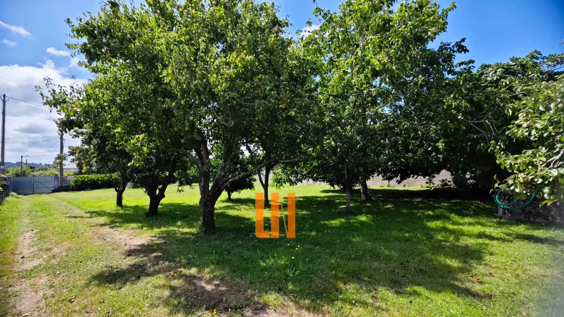 Residencial en venta en Oleiros