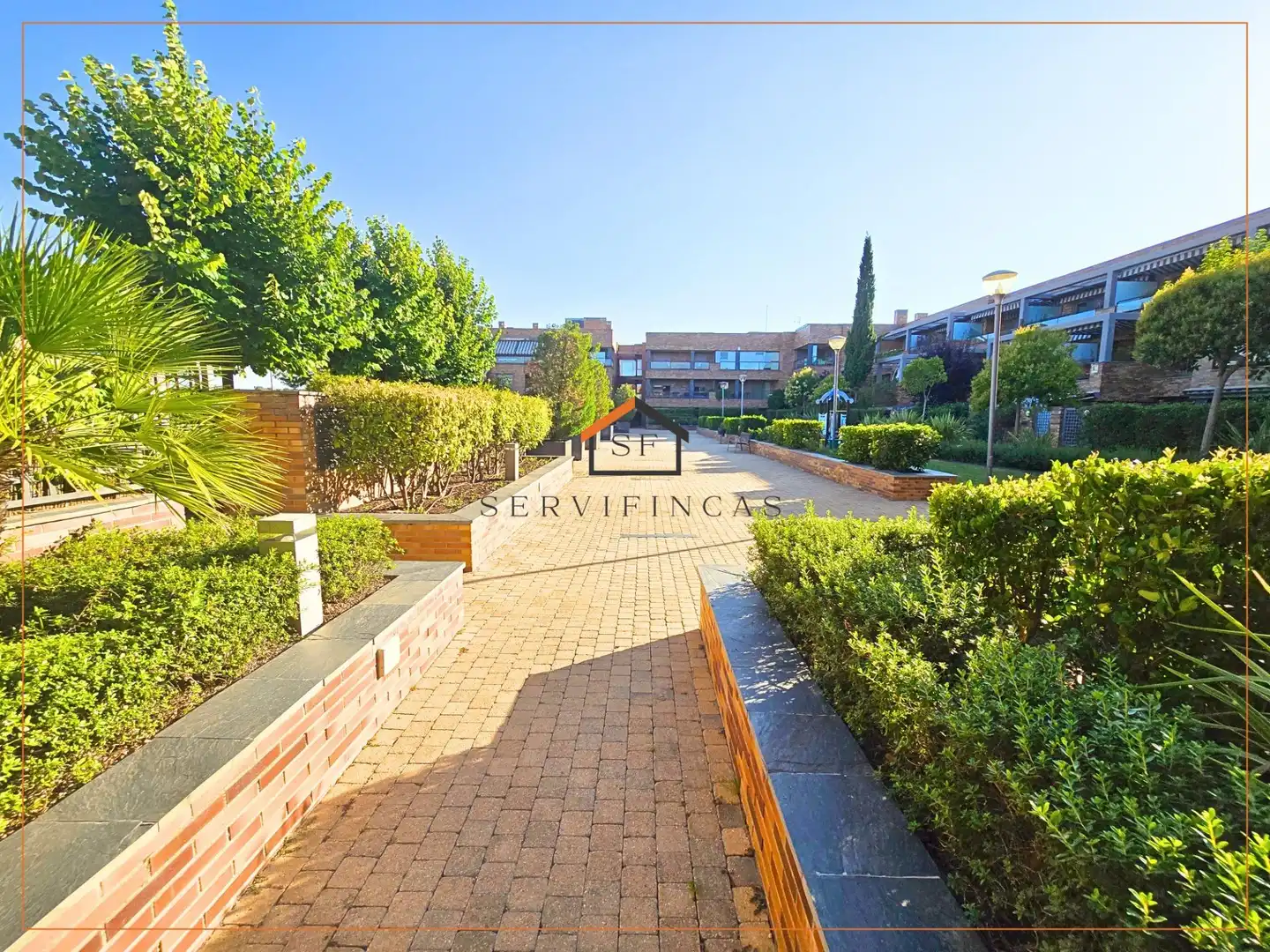 Vista exterior de Pis en venda en Las Rozas de Madrid amb Calefacció, Terrassa i Traster
