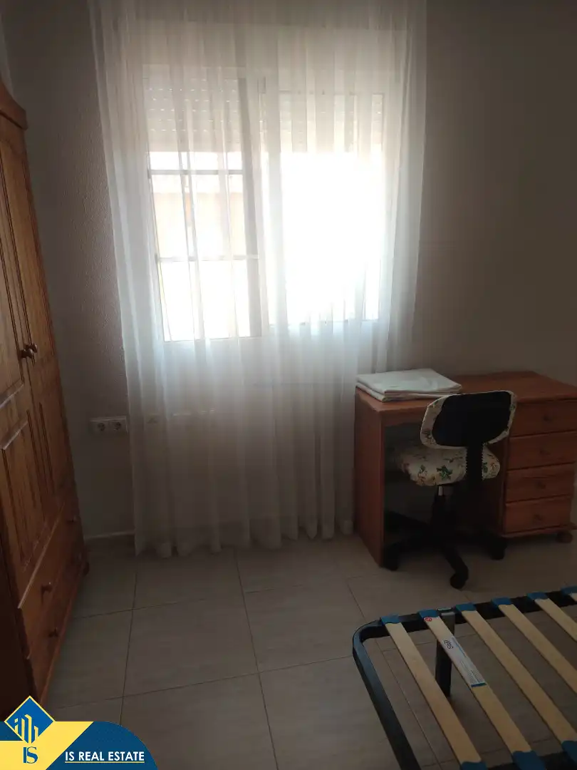 Habitación de Casa o chalet de alquiler en Rojales con Calefacción, Terraza y Amueblado