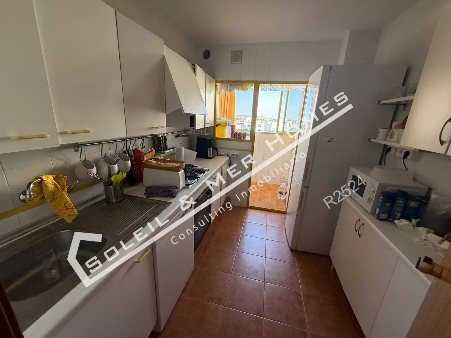 Cuina de Apartament en venda en El Puerto de Santa María amb Aire condicionat, Traster i Balcó