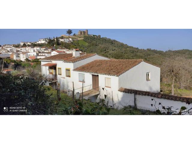 Terreno en Venta en Calle Manuel León en Cortegana