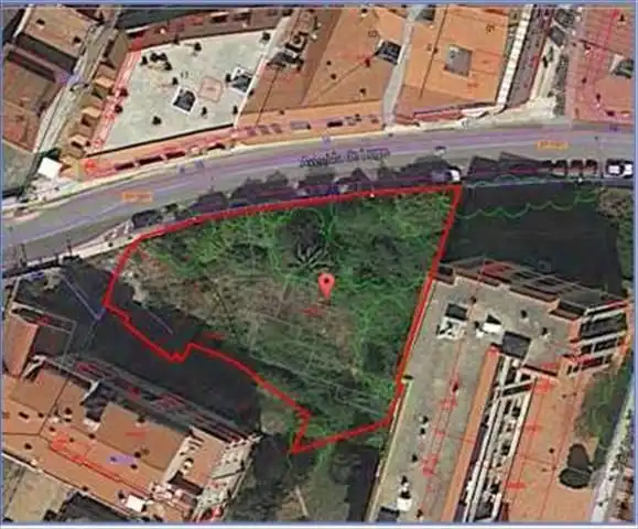 Residential land for sale in Avenida de Lugo