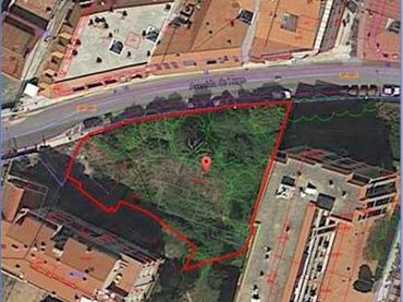 Terreno residencial en venta en Avenida de Lugo