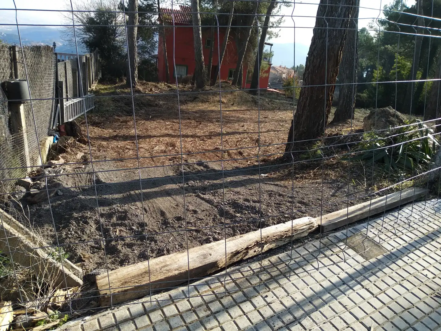 Terreny residencial en venda a Carrer del Segre 67, imagen 2
