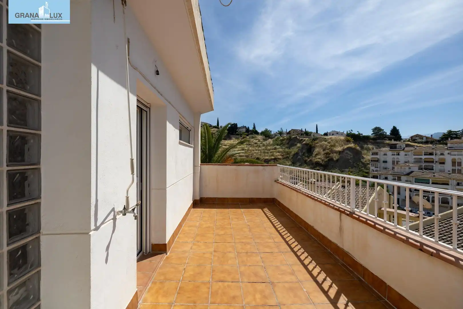 Terrassa de Casa adosada en venda en Cenes de la Vega amb Aire condicionat, Calefacció i Terrassa