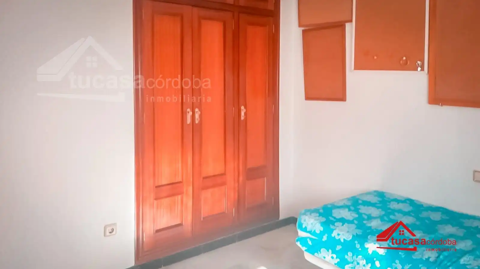 Dormitori de Casa o xalet en venda en Córdoba amb Aire condicionat, Traster i Moblat