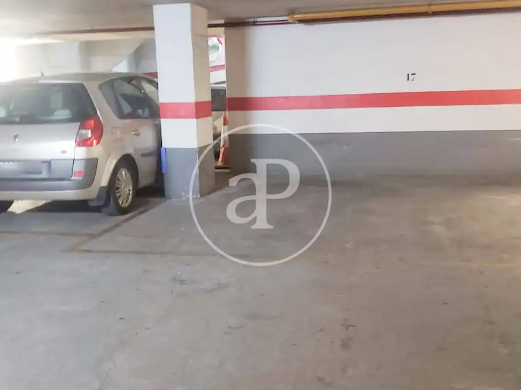 Parking de Piso en venta en Valencia con Aire acondicionado, Calefacción y Terraza