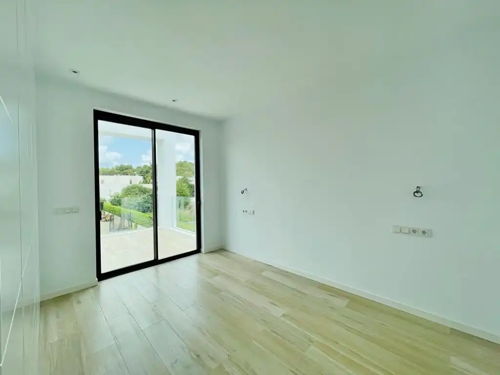 Bedroom of Houses for sale in Santa Eulària des Riu  with Air Conditioner, Heating and Private garden
