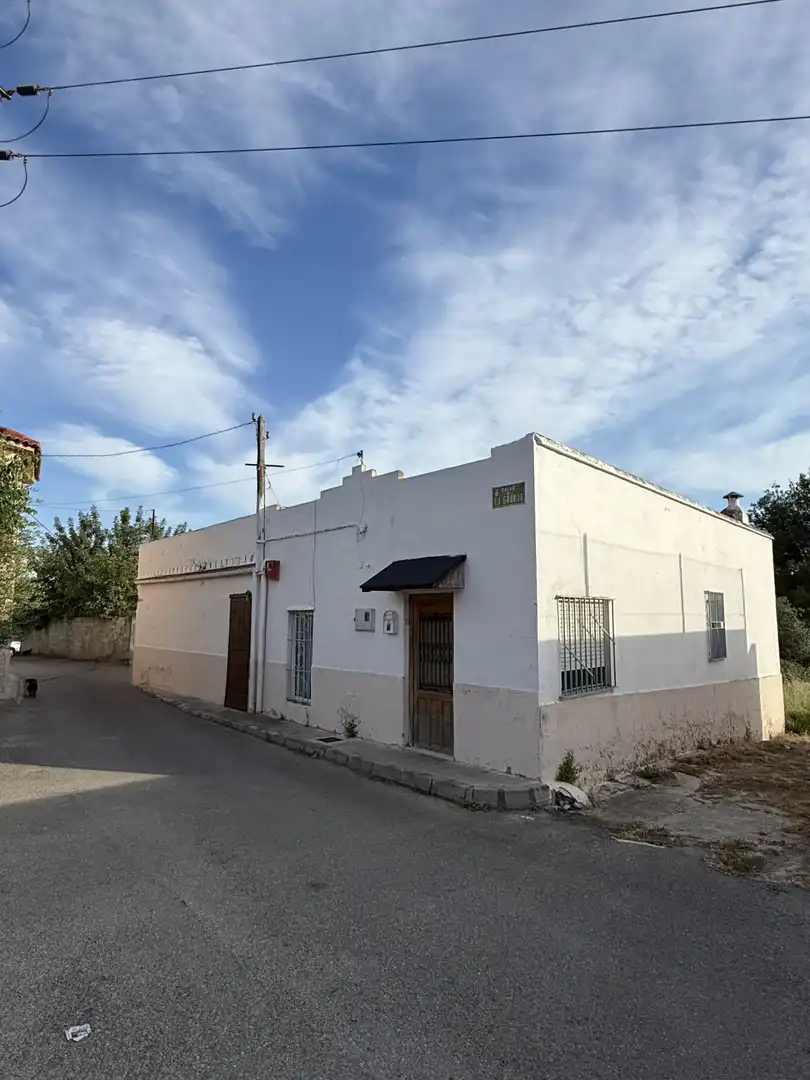 Vista exterior de Casa o chalet en venta en Llíria con Terraza