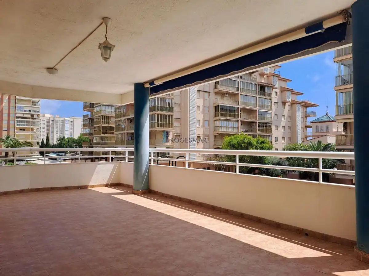 Apartamento con piscina en venta en Carrer Vila-real 14, imagen 4