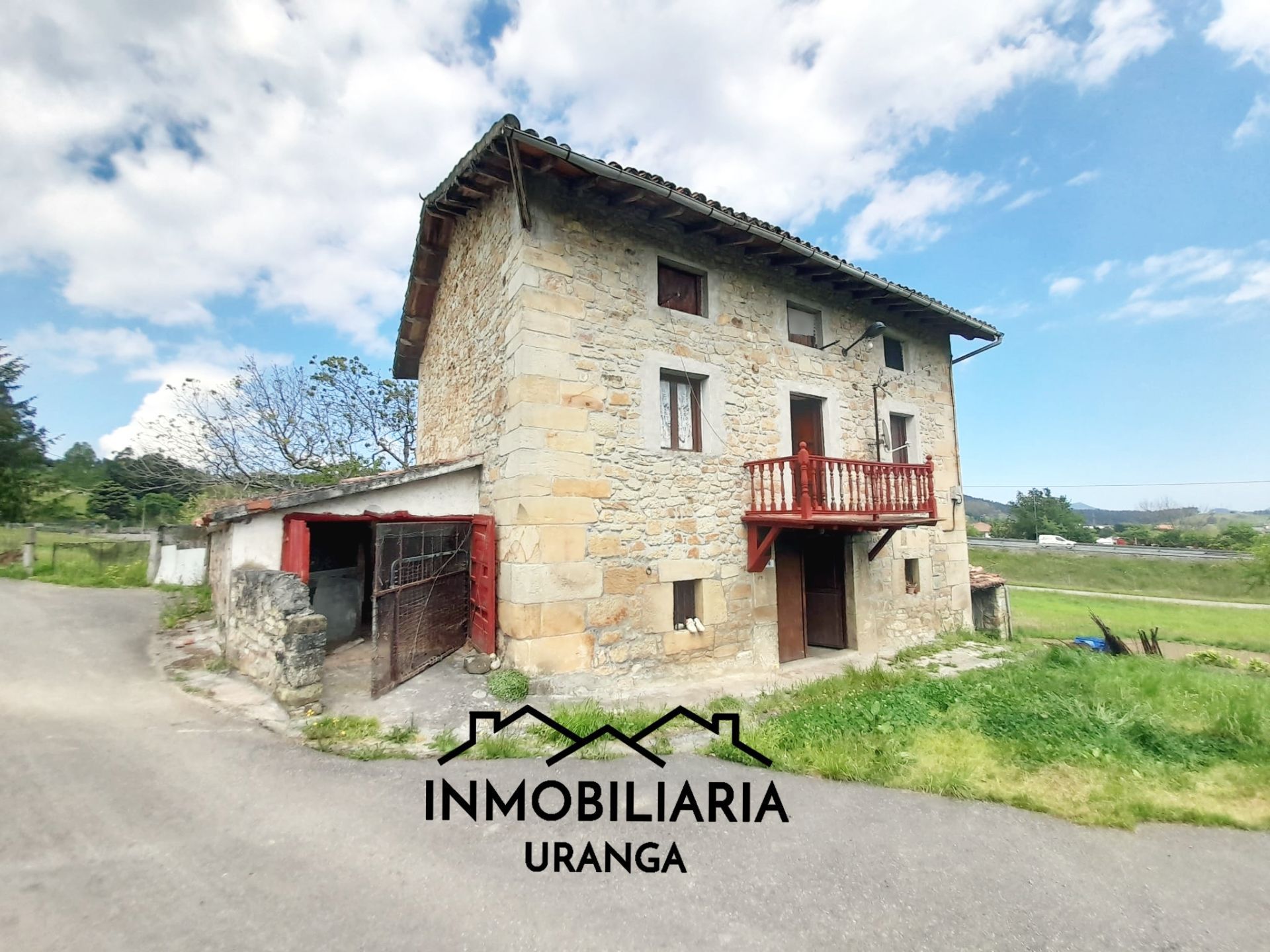 Vista exterior de Casa o xalet en venda en Bárcena de Cicero