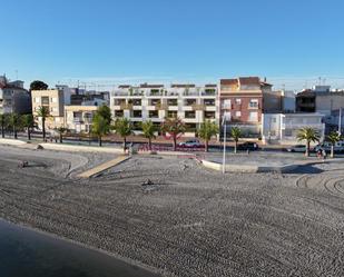 Vista exterior de Àtic en venda en San Pedro del Pinatar amb Terrassa