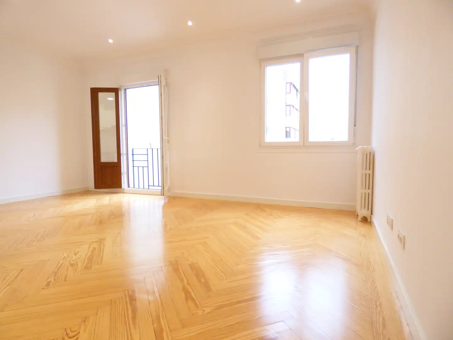 Flat for rent in Madrid - Avenida de Menéndez Pelayo, Ibiza de Madrid