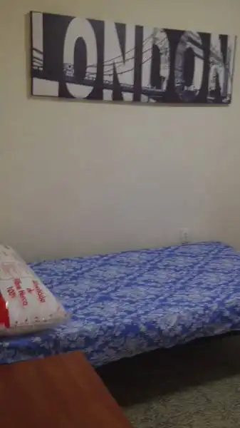 Habitación de Piso de alquiler en Valencia con Amueblado y Balcón