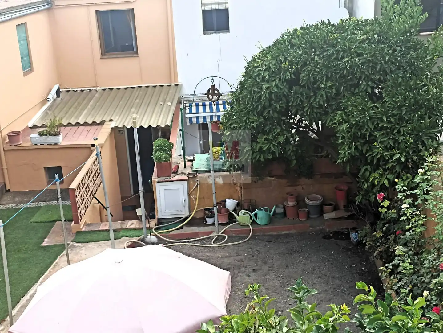Adossat amb jardí en venda a de la Caritat, imagen 29