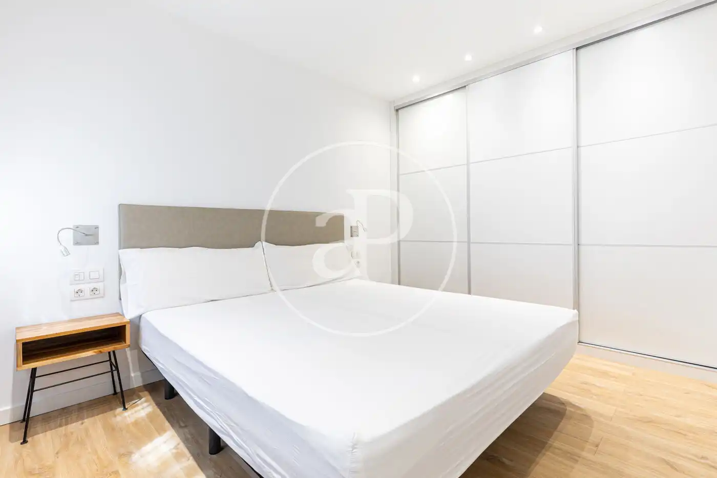 Schlafzimmer von Wohnung zur Miete in Rubí mit Klimaanlage, Heizung und Möbliert
