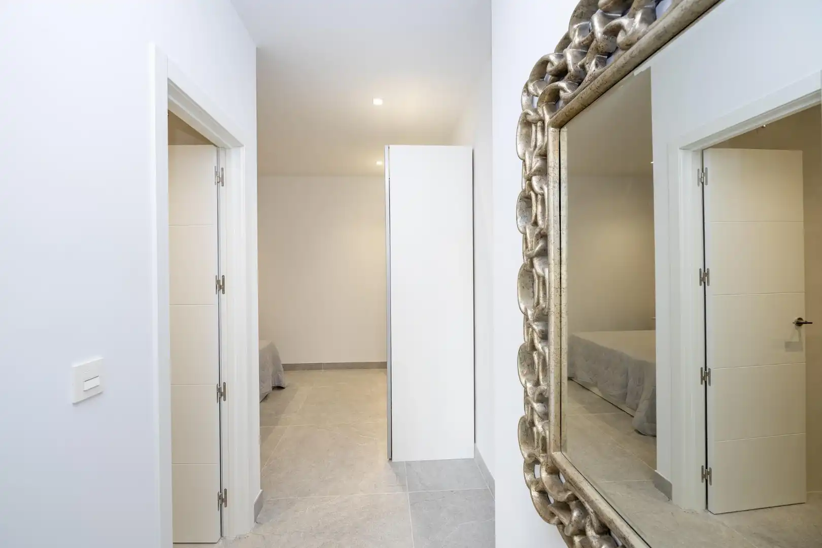 Flat for sale in Granada  with Air Conditioner, Heating and Furnished