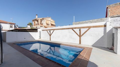 Foto 2 de Casa adosada en venda a Calle del Purche, 4, Ogíjares, Granada