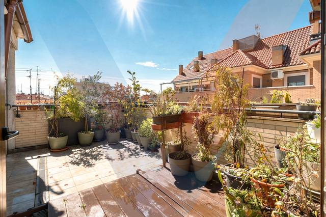 Piso en Venta en Calle de Belmonte de Tajo en Opañel