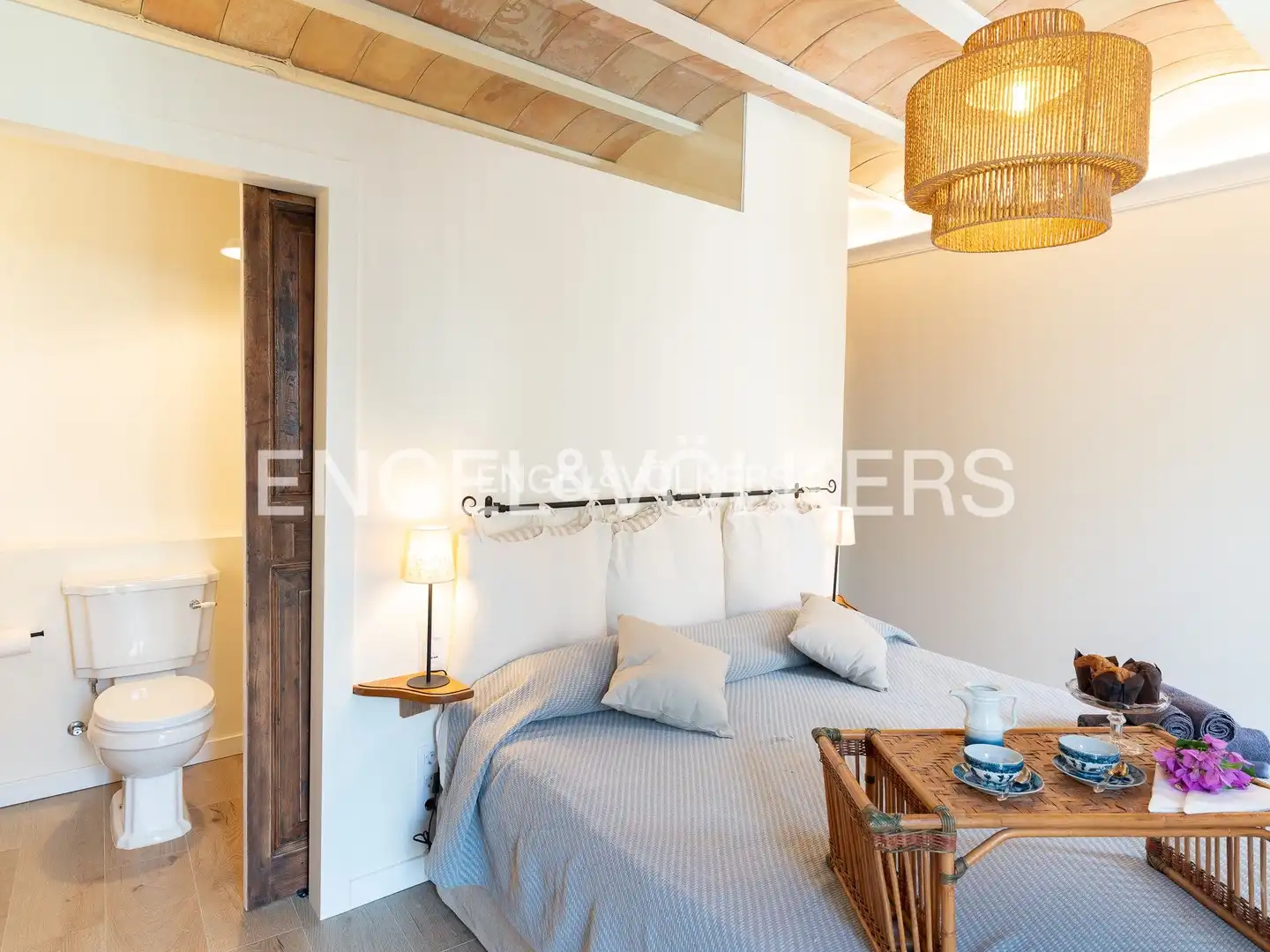Habitación de Casa adosada de alquiler en Alella con Aire acondicionado, Calefacción y Jardín privado